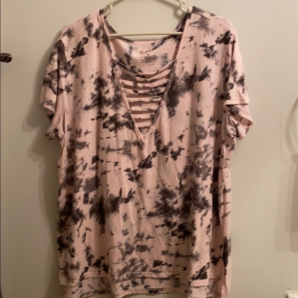 Cute tie dye pink and grey shirt